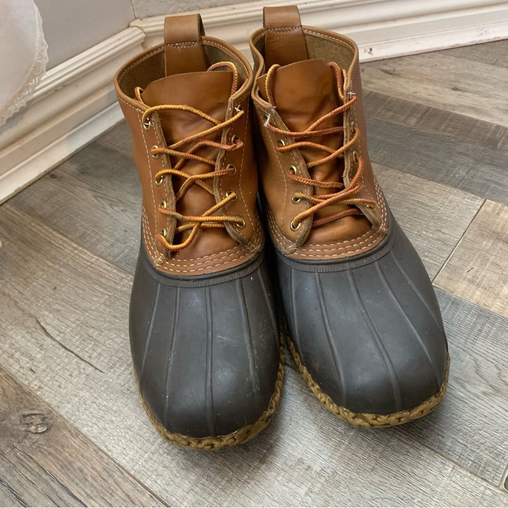 Vintage LL Bean 8” Bean Boots Tan Leather Brown Rubber 
Fits Women’s 11.5–12